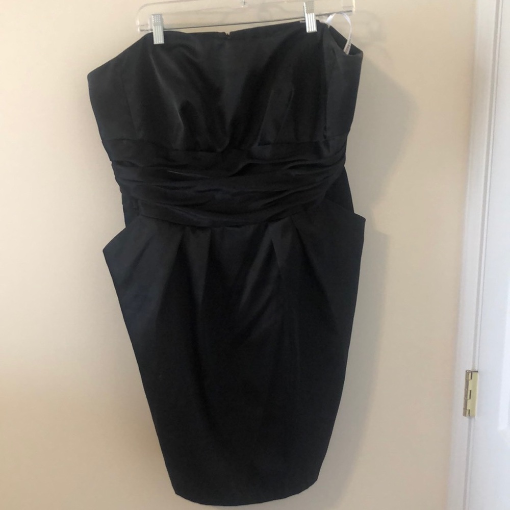 Black strapless David’s bridal dress